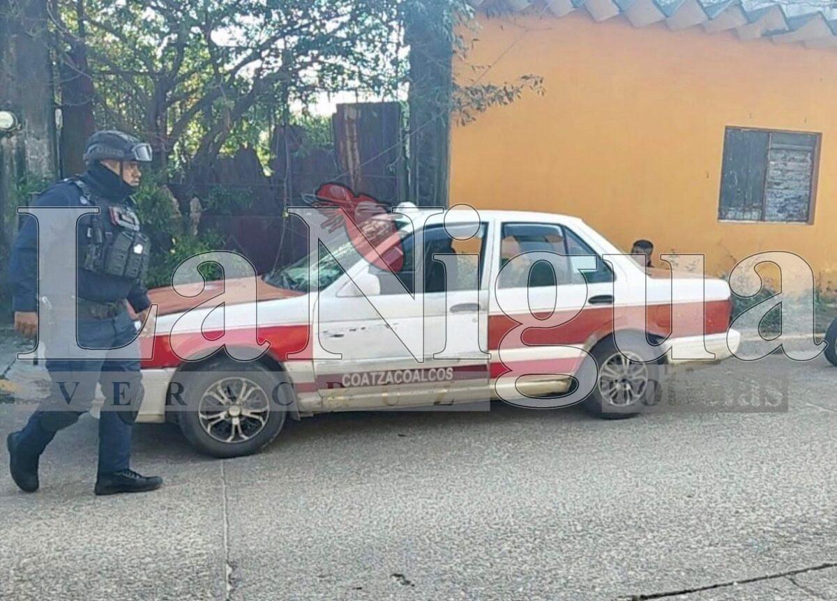 Recuperan taxi robado en Coatzacoalcos tras operativo en Minatitlán; hay un detenido.