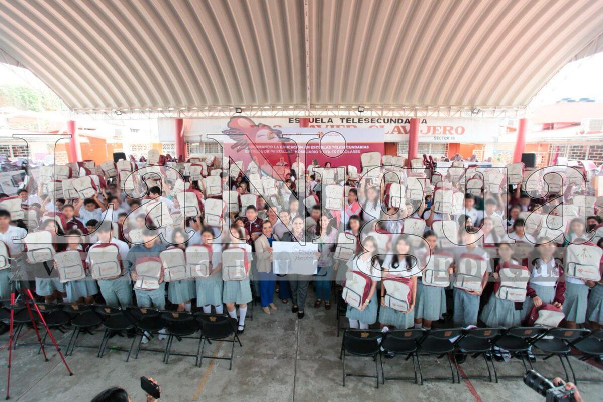 Más de 300 mil estudiantes, beneficiados con el programa Transformando la Educación