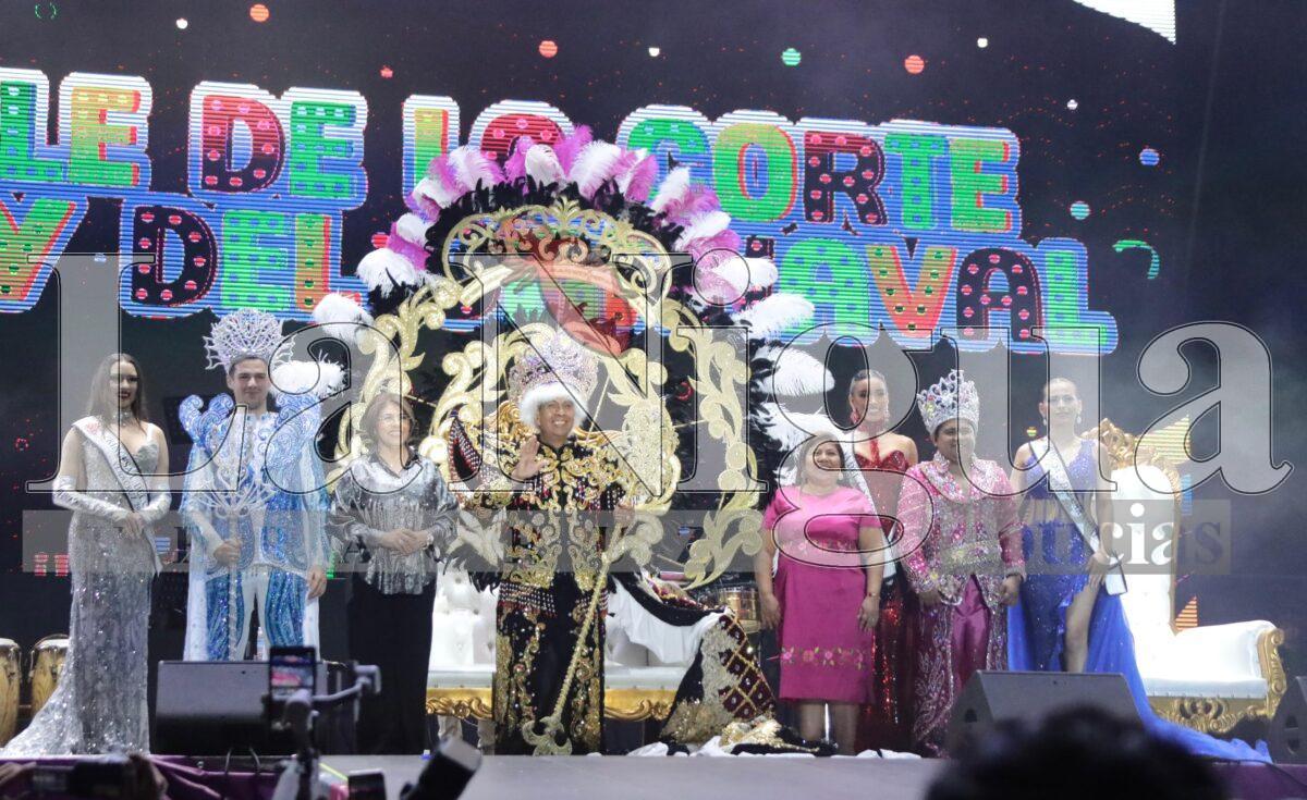 Turistas nacionales y extranjeros disfrutan un Carnaval seguro y ordenado