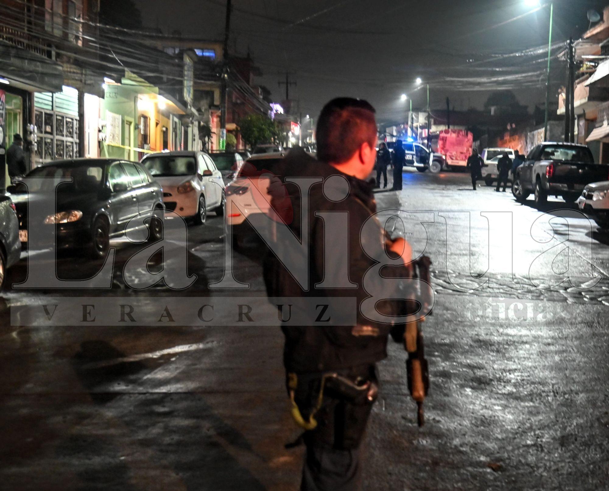 Atacan a balazos domicilio del alcalde de Banderilla