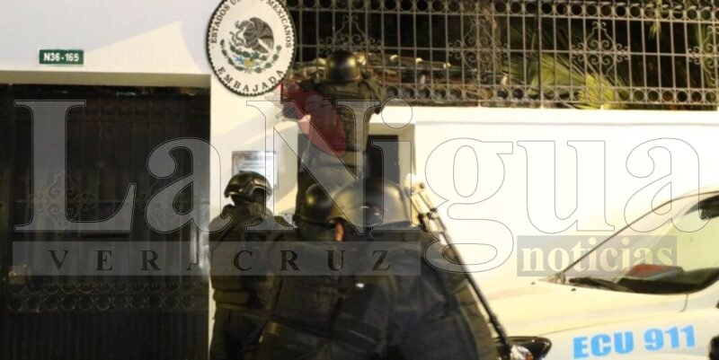 Policía de Ecuador allana embajada mexicana para arrestar a señalado de corrupción