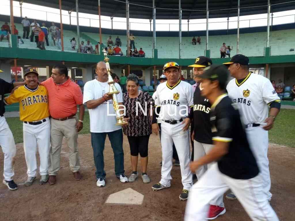 Vienen torneos jueves y viernes debeisbol, martes y miércoles de softbol