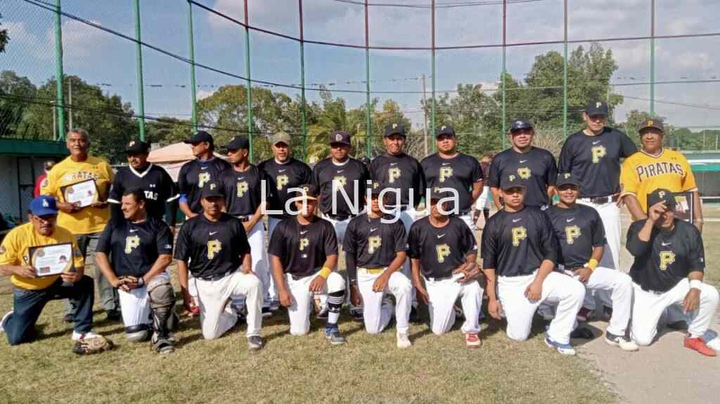 El 24 playbol del beisbol intersemanal