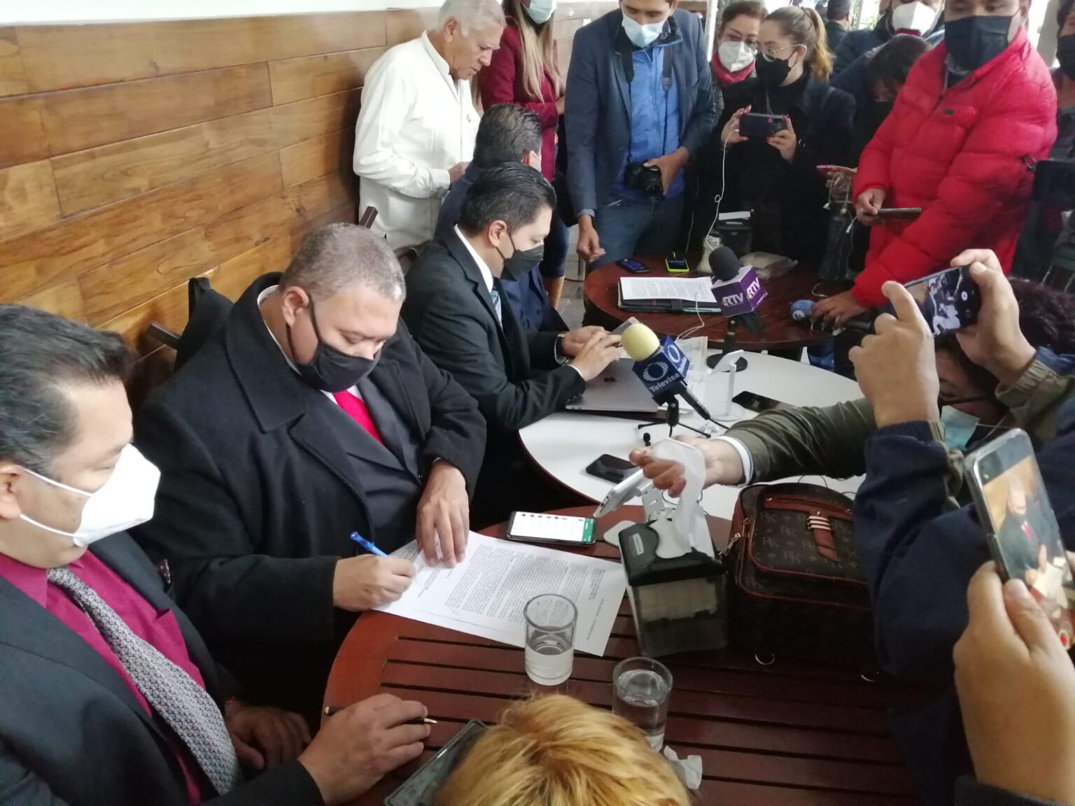 Apoyan abogados y miembros de la sociedad Veracruzana a la CEAPP