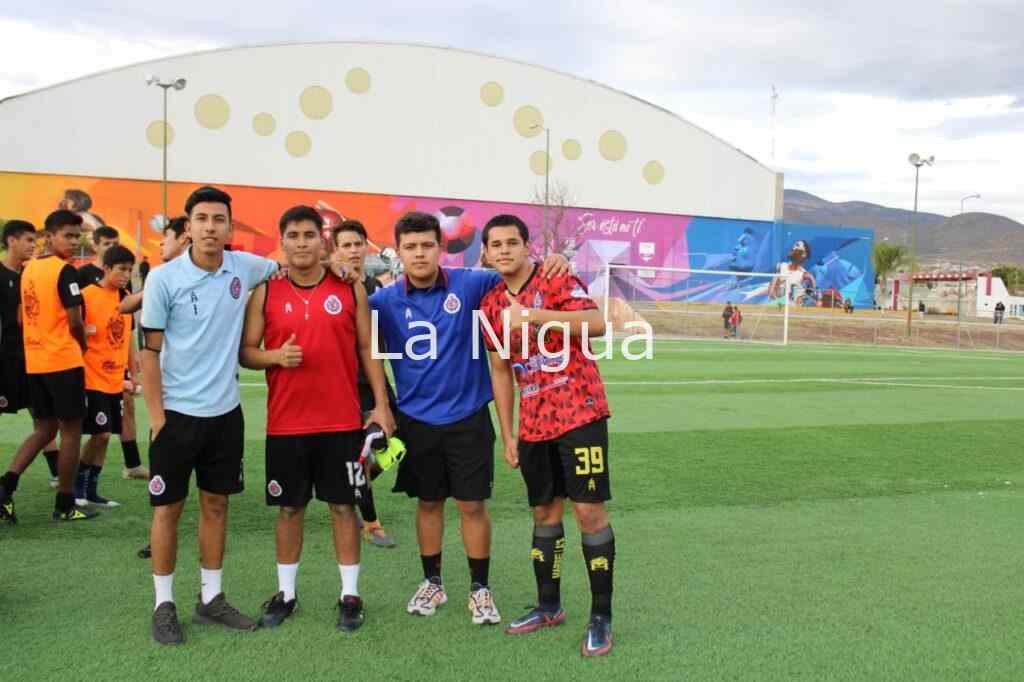 Caballeros de visitante goleó 4-0; ahora vienen los Toros Huatusco