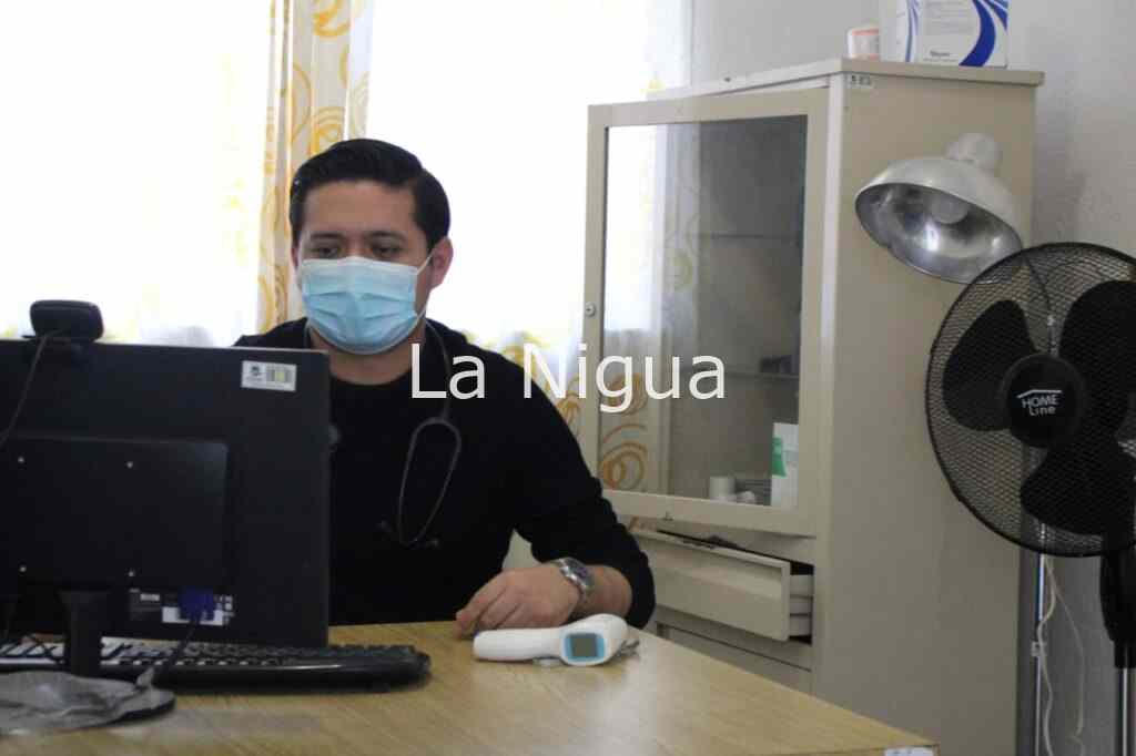 Llama médico de Atoyac a cuidar a niños y adultos mayores ante cambios de temperatura