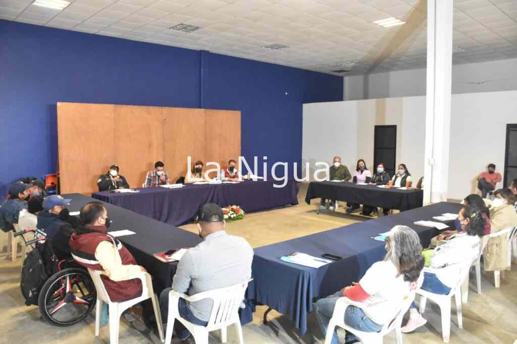 Recibe DIF Córdoba a agrupaciones de personas con discapacidad
