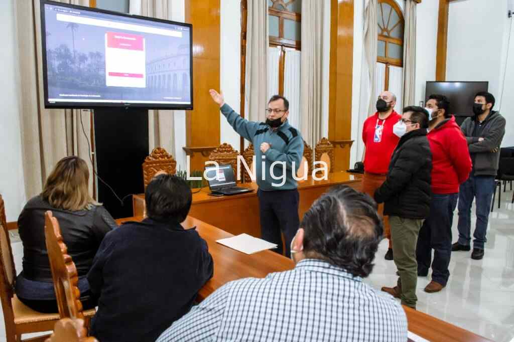Cumplen empleados municipales con declaración patrimonial