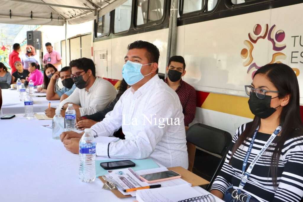 ALCALDE DE IXTAC PRESENTE EN MESA DE ATENCIÓN CIUDADANA EN CAMPO GRANDE