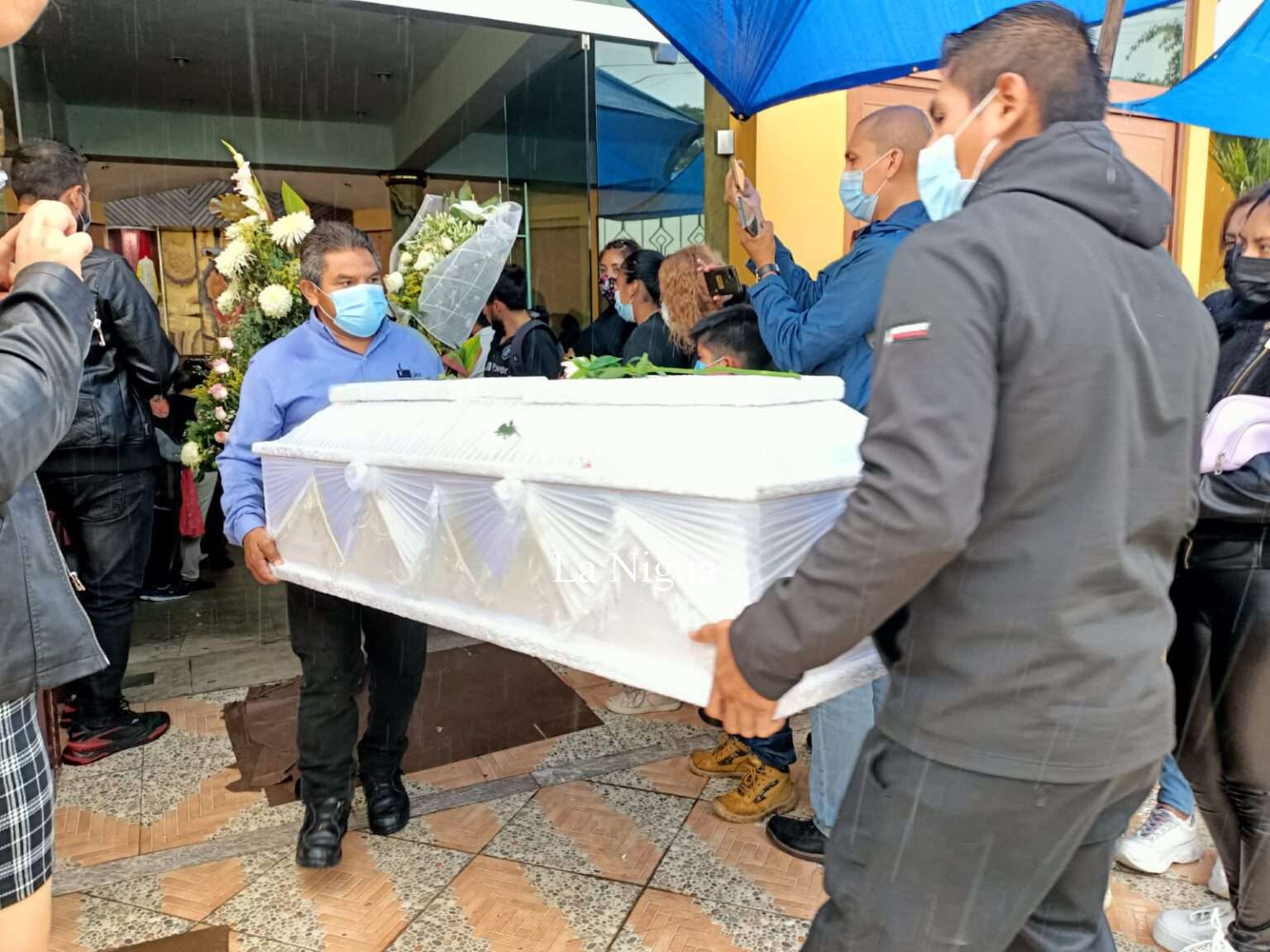 Último adiós a hermanitas