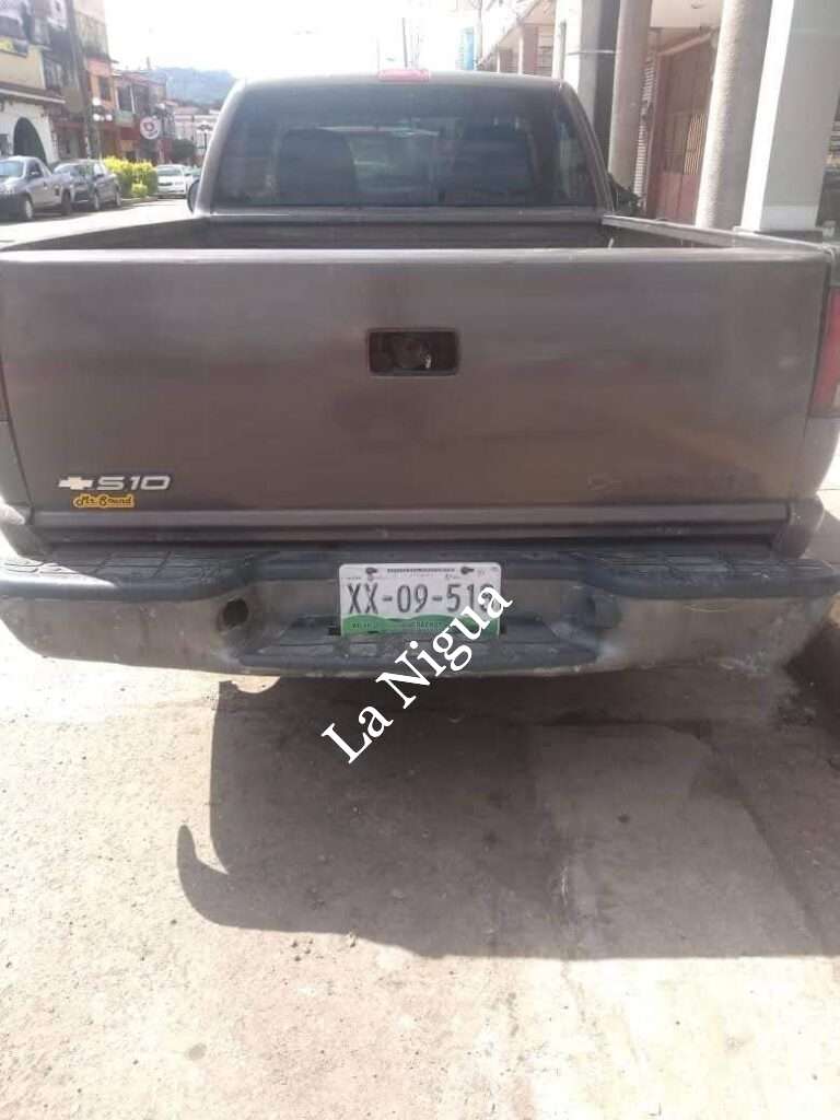 Roban camioneta Chevrolet