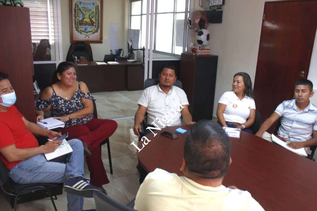 Se suma ciudadanía al festejo del Día de Muertos en Atoyac