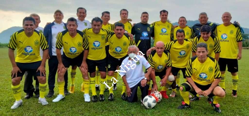 Iberia vs Escuadrón Marino y Magisterio ante La Patrona