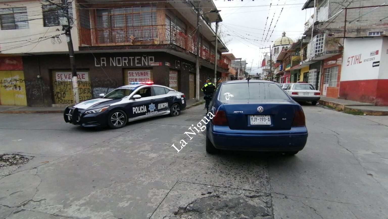 Choca patrulla contra Jetta