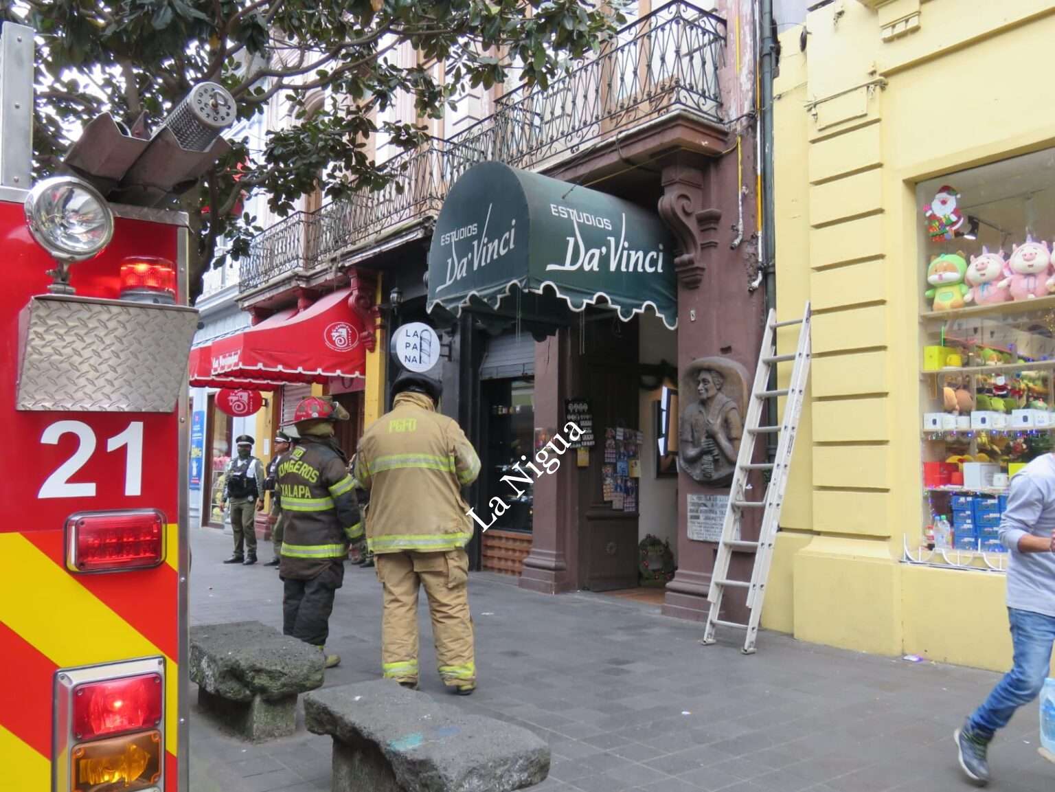 Fuga de gas moviliza a cuerpos de rescate en Xalapa