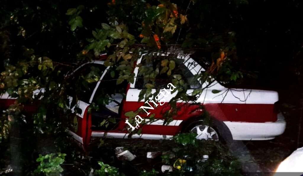 Recuperan taxi robado en Las Choapas