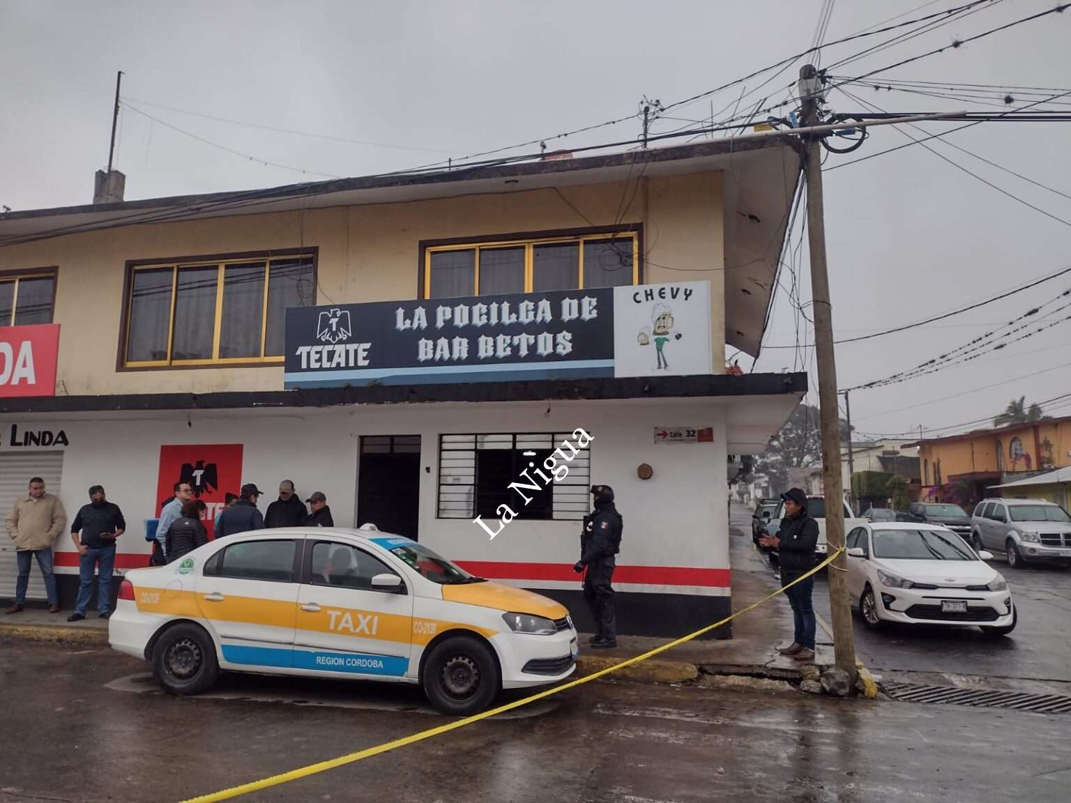 Amarga navidad, fallece afuera de un bar.