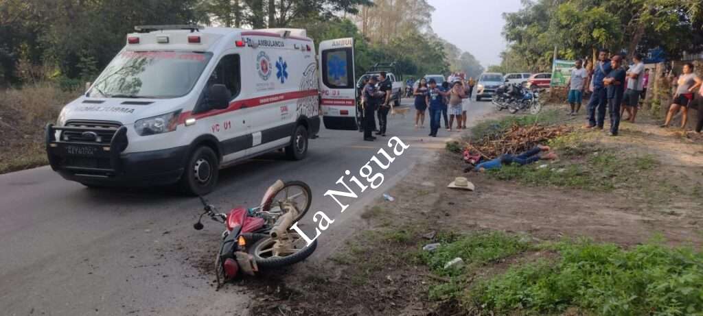 Muere uno de los dos accidentados en motocicleta en Las Choapas