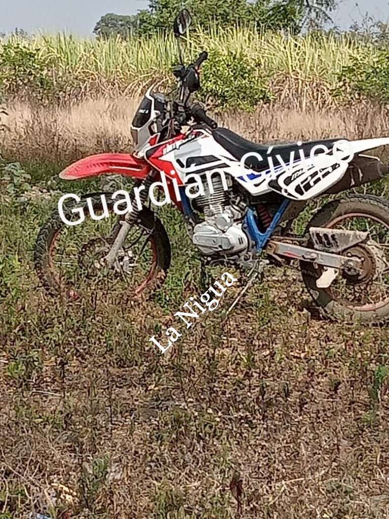 Moto abandonada en Loma del Nanche