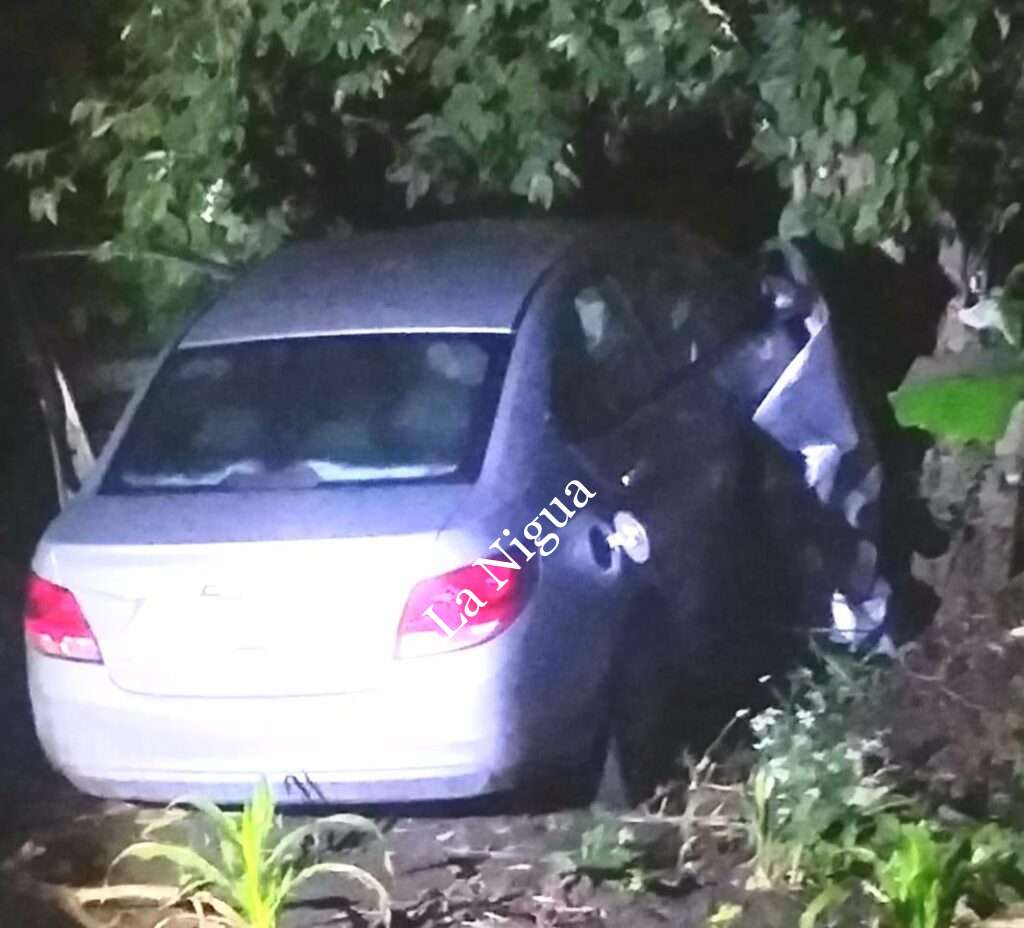 Mueren dos en fatídico accidente vial en Tepetzintla