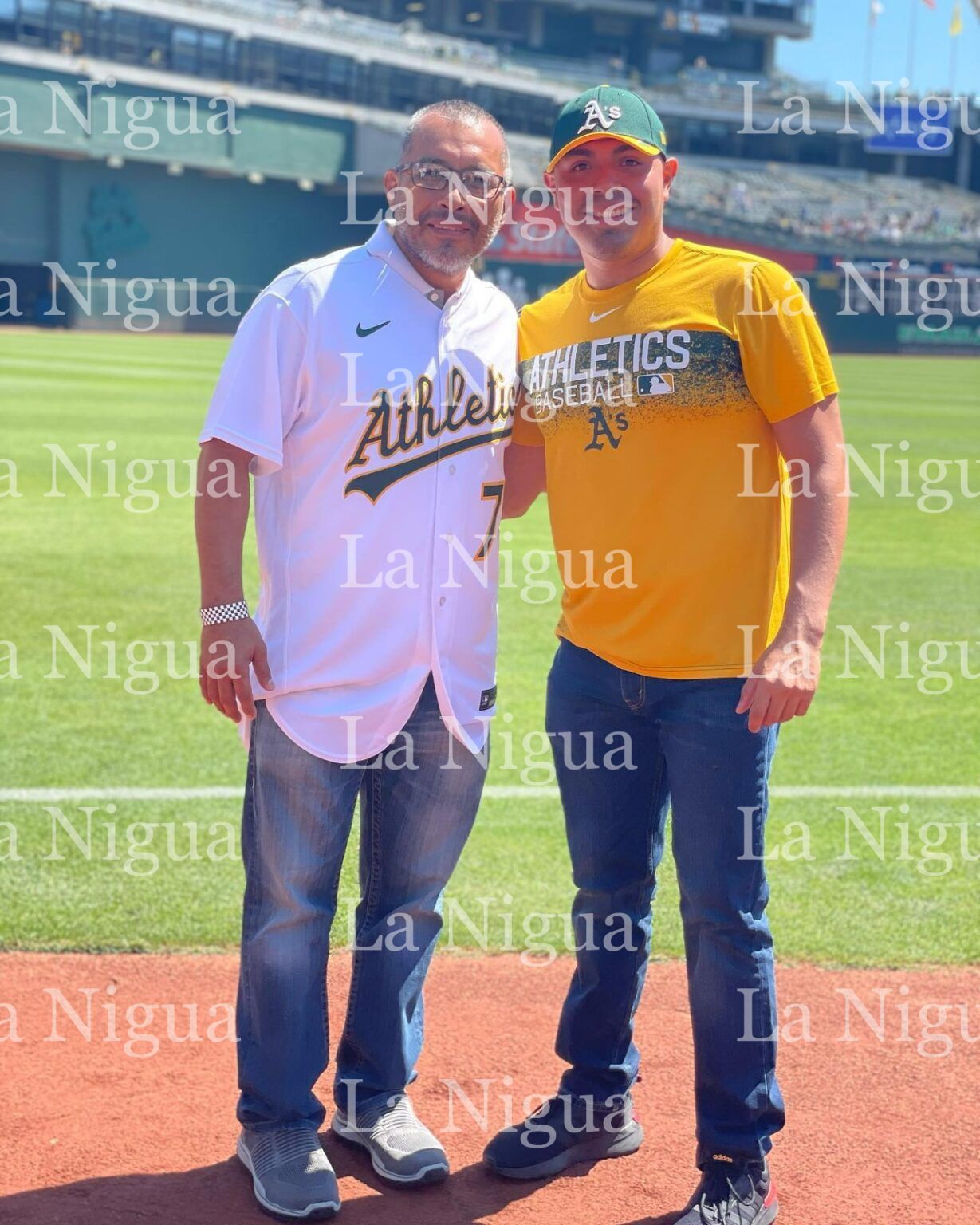 Piratas de Mata Clara por el título y homenaje a Rincón
