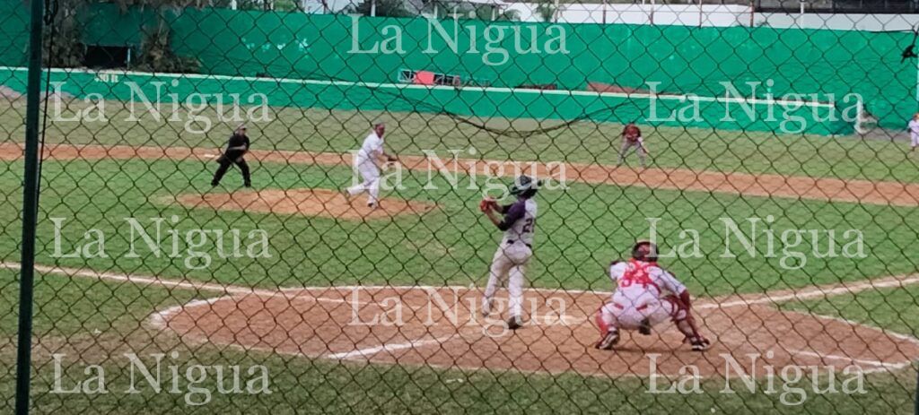 Grupo Garrido contra Bozziere el segundo del playoff en Beisborama
