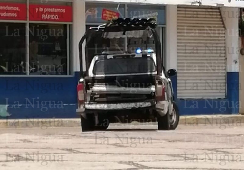 Rateros son sorprendidos cuando intentaban robar laminas y ventanales