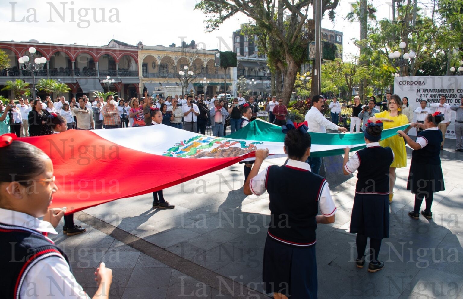 Conmemoran autoridades municipales el 217 Aniversario del Natalicio de Benito Juárez