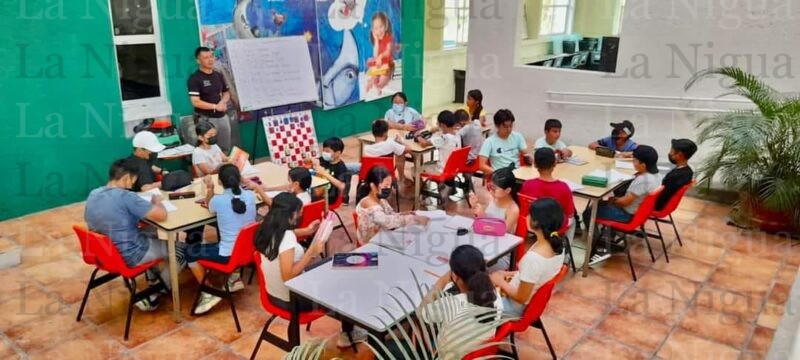 Presentan taller en bibliotecas para Semana Santa