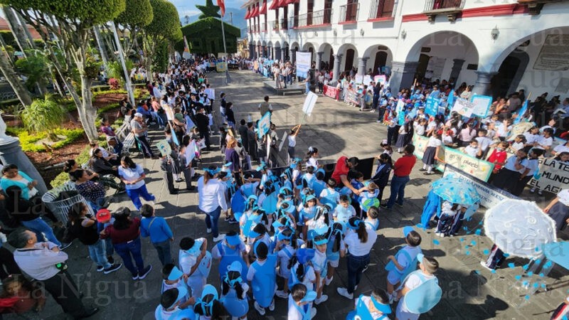 Con una gran participación se realizó el tradicional desfile en conmemoración del Día Mundial del Agua.