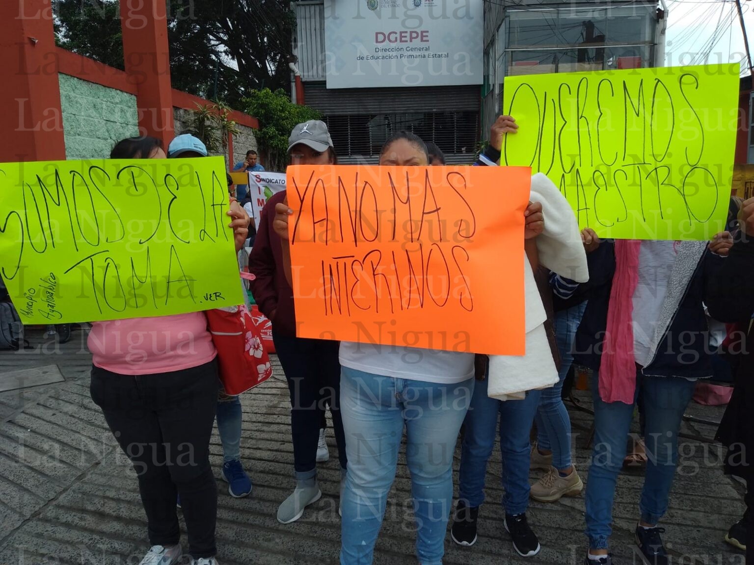 Piden maestro para primaria de Ayahualulco