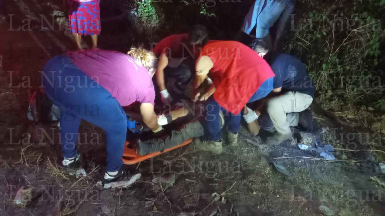 Graves dos de San Juan tras accidentarse en la carretera