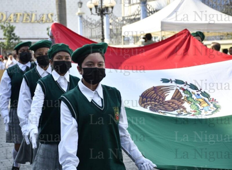 Convocatoria para el desfile del 21 de mayo