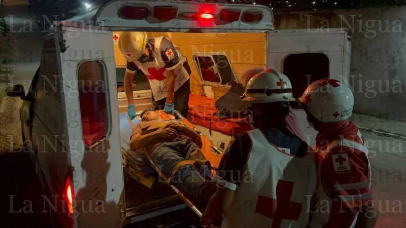 Golpean y dejan mal herido a joven en la Colonia Santa Fe
