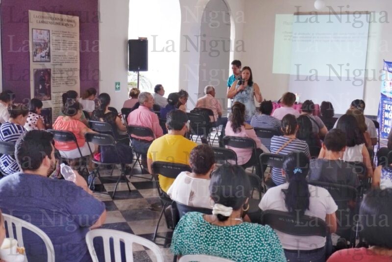 Reciben emprendedores capacitación en “Mercadotecnia, Ventas y Redes Sociales”