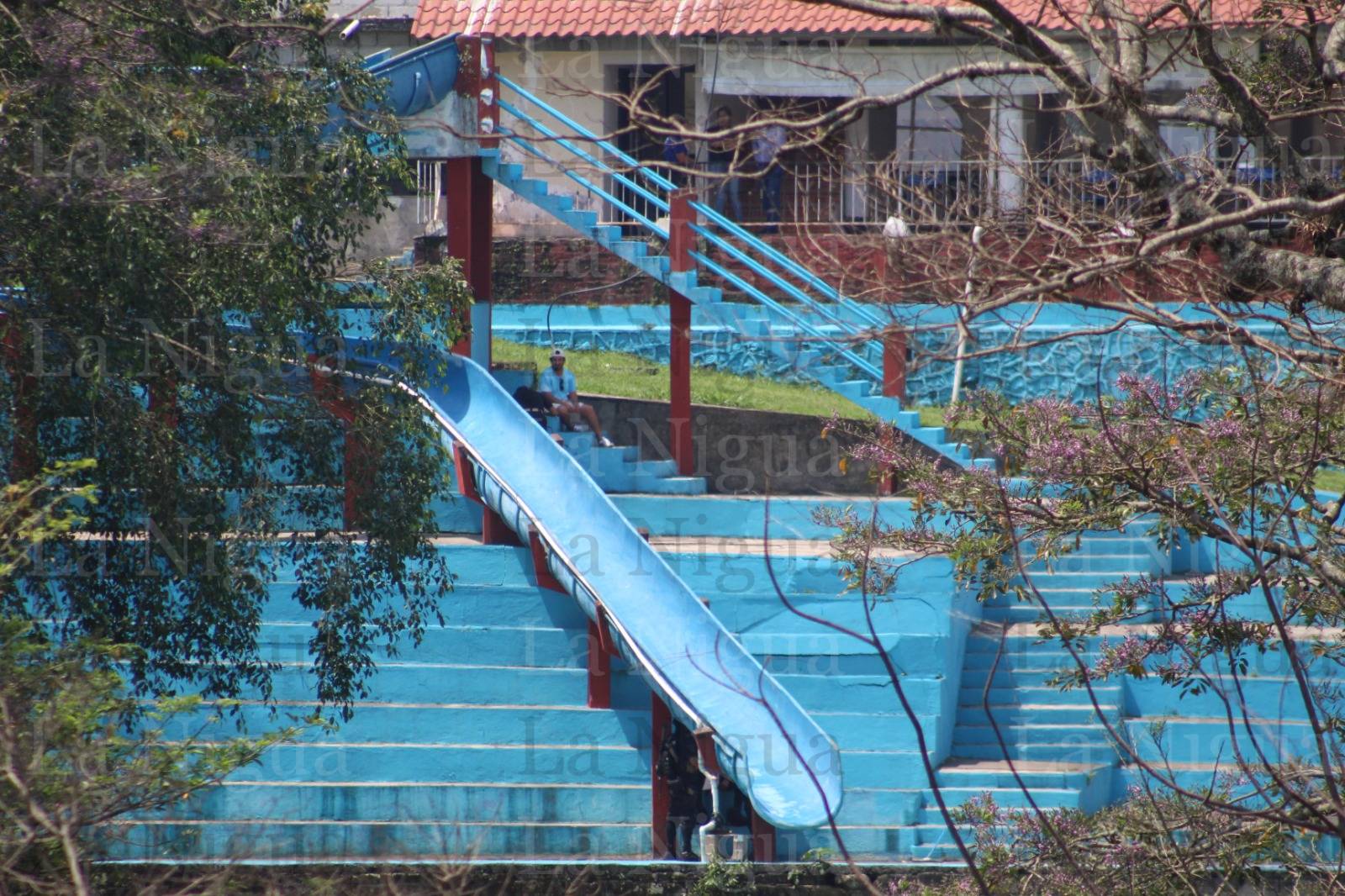 Se ahoga en las albercas de Pérez Campos