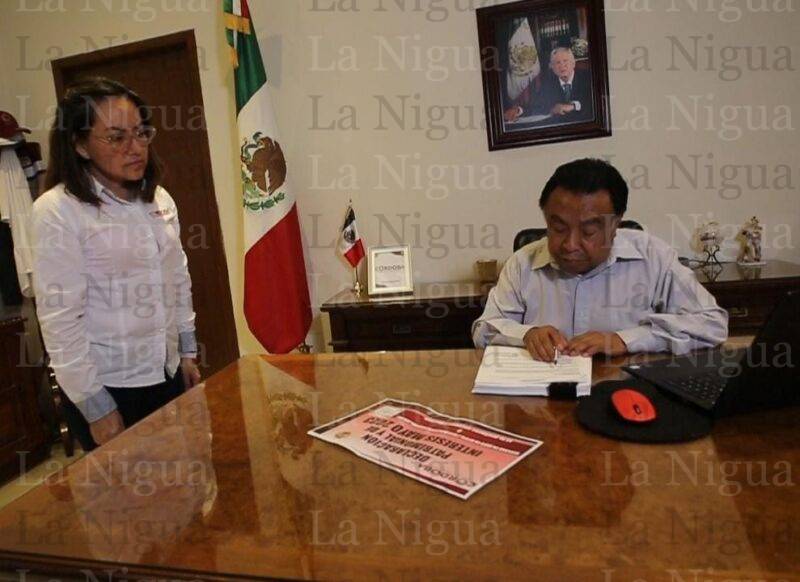 Presenta Alcalde Juan Martínez declaración patrimonial como parte de la transparencia de su gobierno