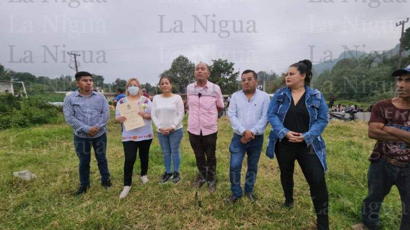 Enhorabuena Elotepec. Tendrá salón social.