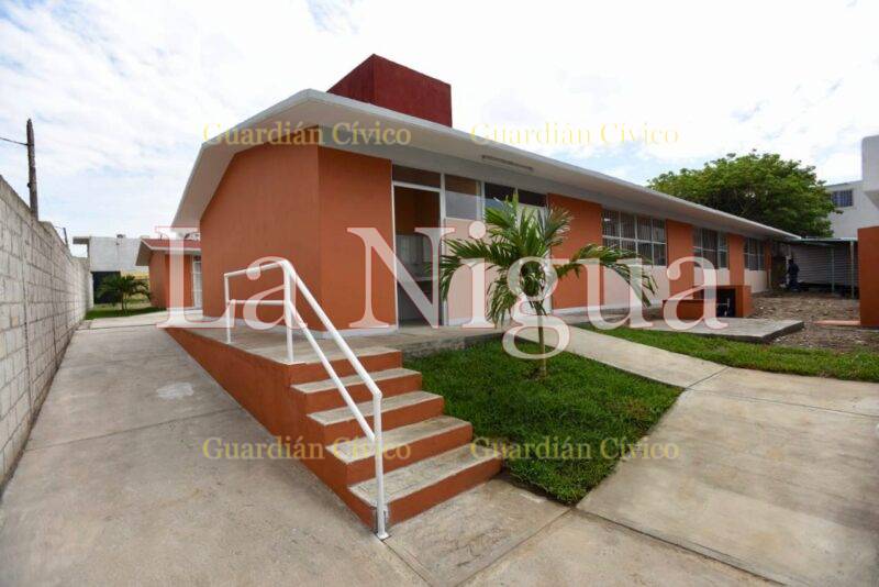 Zenyazen Escobar inaugura nuevas instalaciones de Telesecundaria “Carmen Serdán”