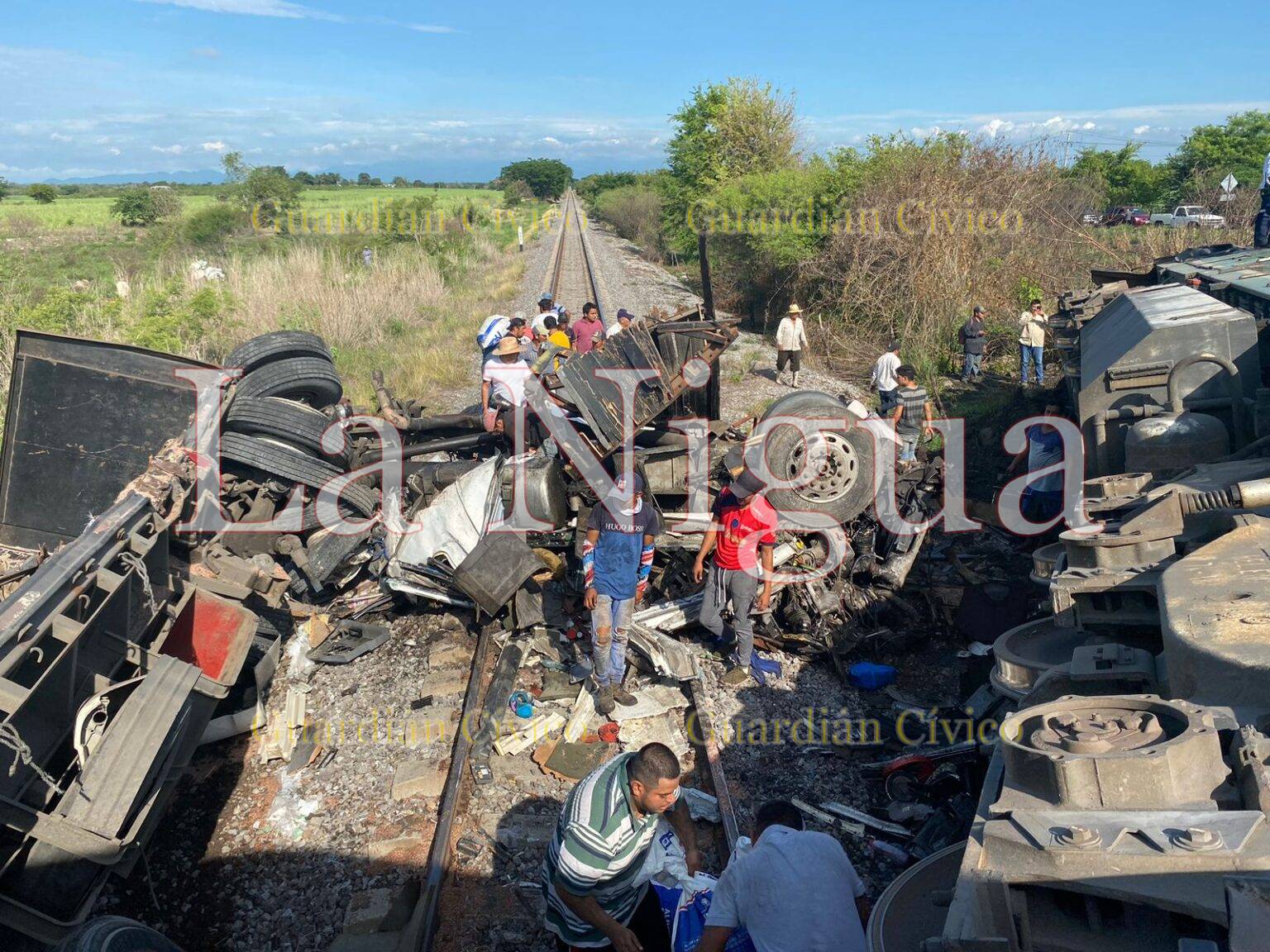 No hay paso Camarón a Veracruz,por maniobras de descarrilamiento