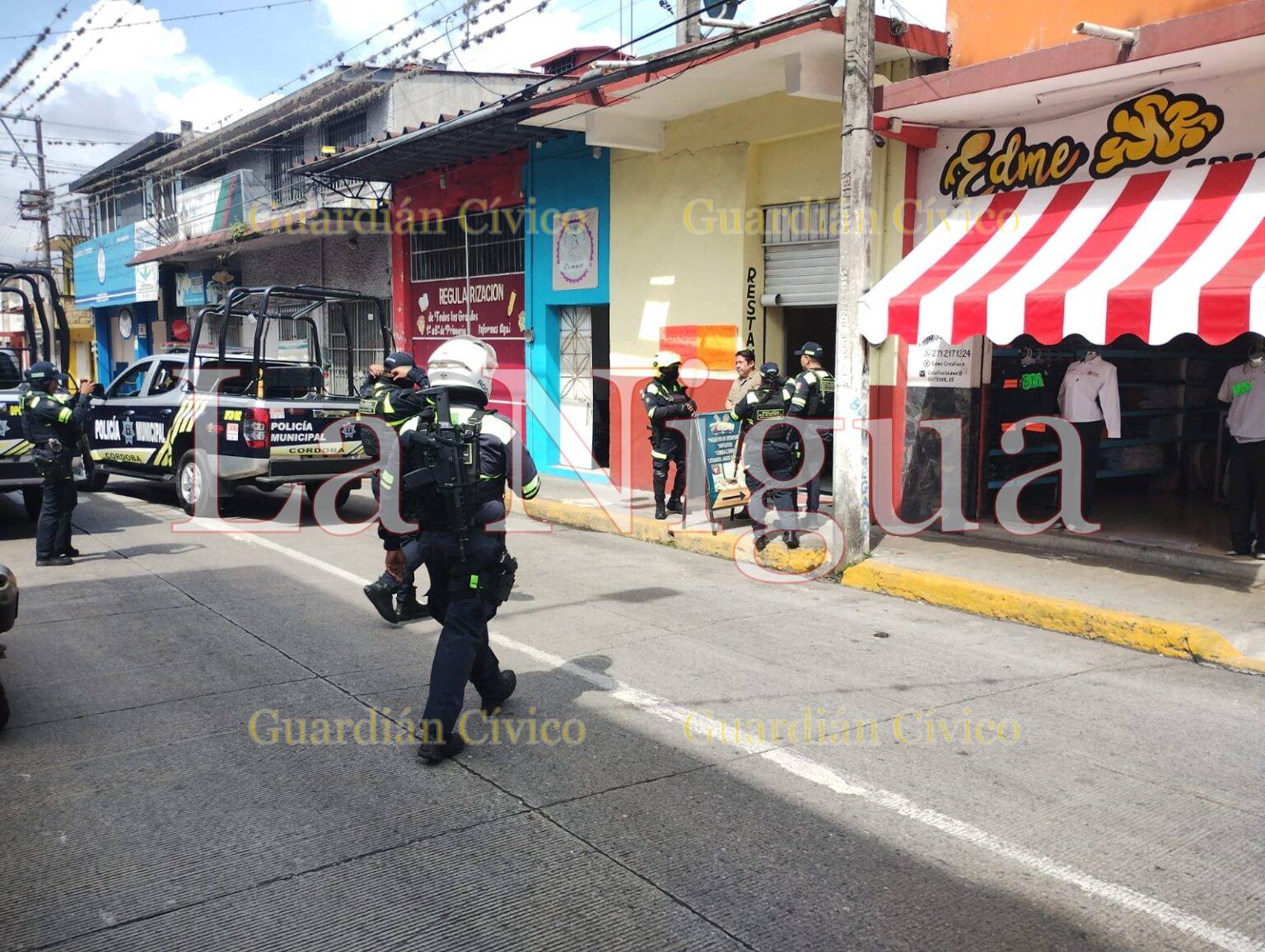 Asaltan a comensales en restaurante de la colonia Centro.