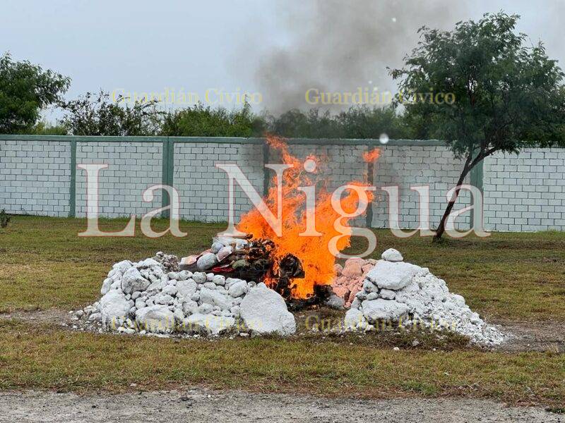 Incineran 50 kilos de marihuana, “coca” y crack en Matamoros