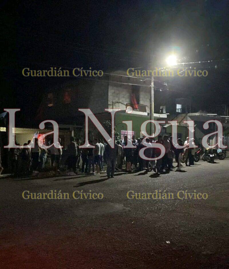 Mata a su ex mujer a puñaladas