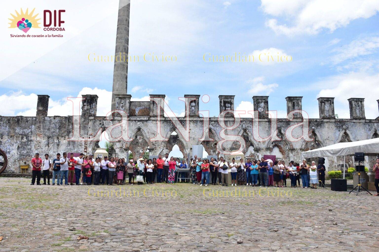 ENTREGA DIF CÓRDOBA APOYOS DEL PROGRAMA “DESARROLLO A LA VIVIENDA Y LA COMUNIDAD 2023”