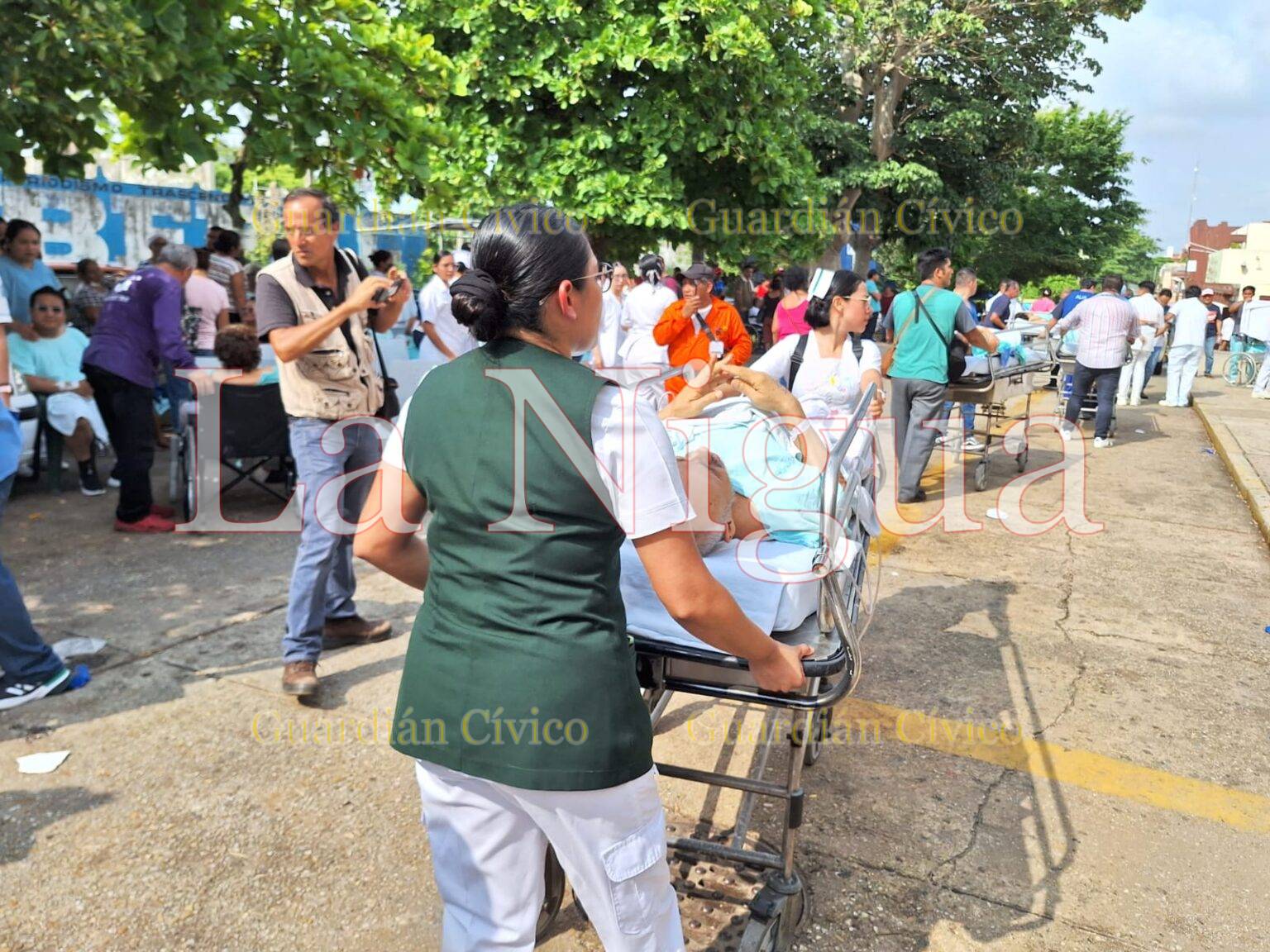 Desalojan Hospital General de Zona No. 36 por fuga de gas