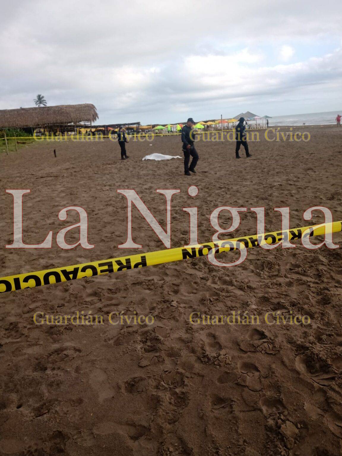 Realizan turistas, macabro hallazgo en playas de Tecolutla