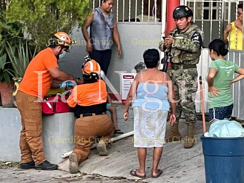 En Acayucan, resguardan a menor que era maltratado por su padrastro en vía pública