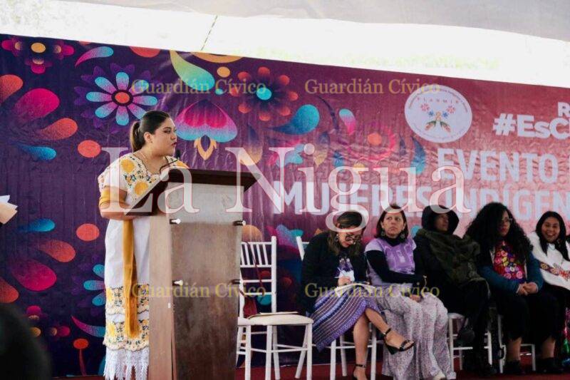 Darian Escobar y #RedEsClaudiaVeracruz reiteran apoyo a Claudia Sheinbaum