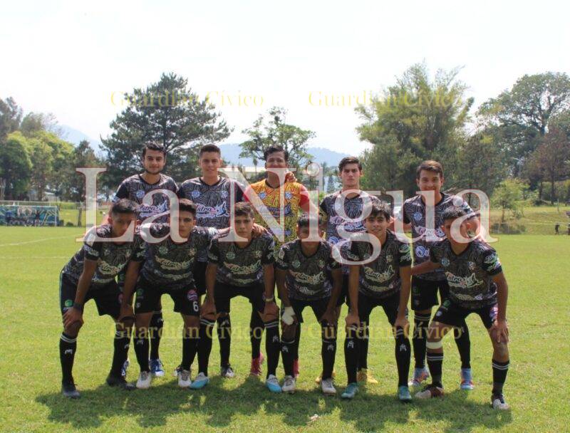 El Córdoba F.C. visita a los Lobos de Puebla