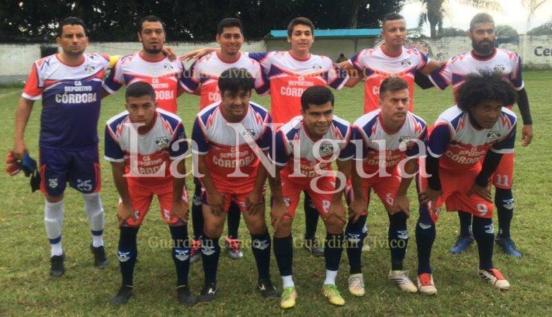 Punto de oro para el Deportivo Córdoba, 3-3